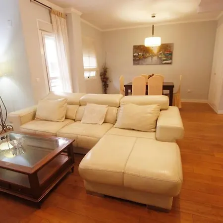 Clasica: Amigos Y Familia. Parking Gratis! Apartment