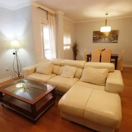 Apartment Clasica: Amigos Y Familia. Parking Gratis!