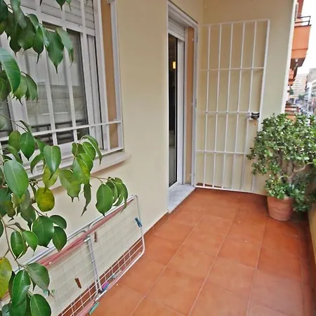 Apartment Clasica: Amigos Y Familia. Parking Gratis! Seville