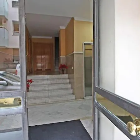 Apartment Clasica: Amigos Y Familia. Parking Gratis! *