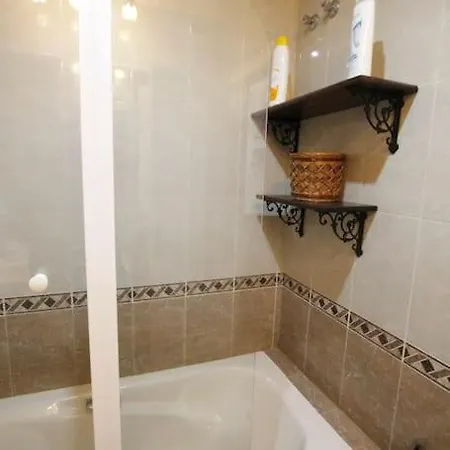 Clasica: Amigos Y Familia. Parking Gratis! Apartment Seville